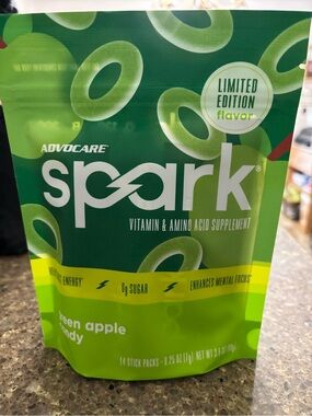 AdvoCare Spark Green Apple Energy Vitamin & Amino Acid Supplement 14 sticks